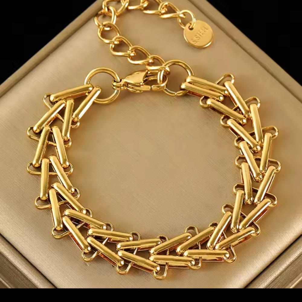 18k gold plated steel Bracelet